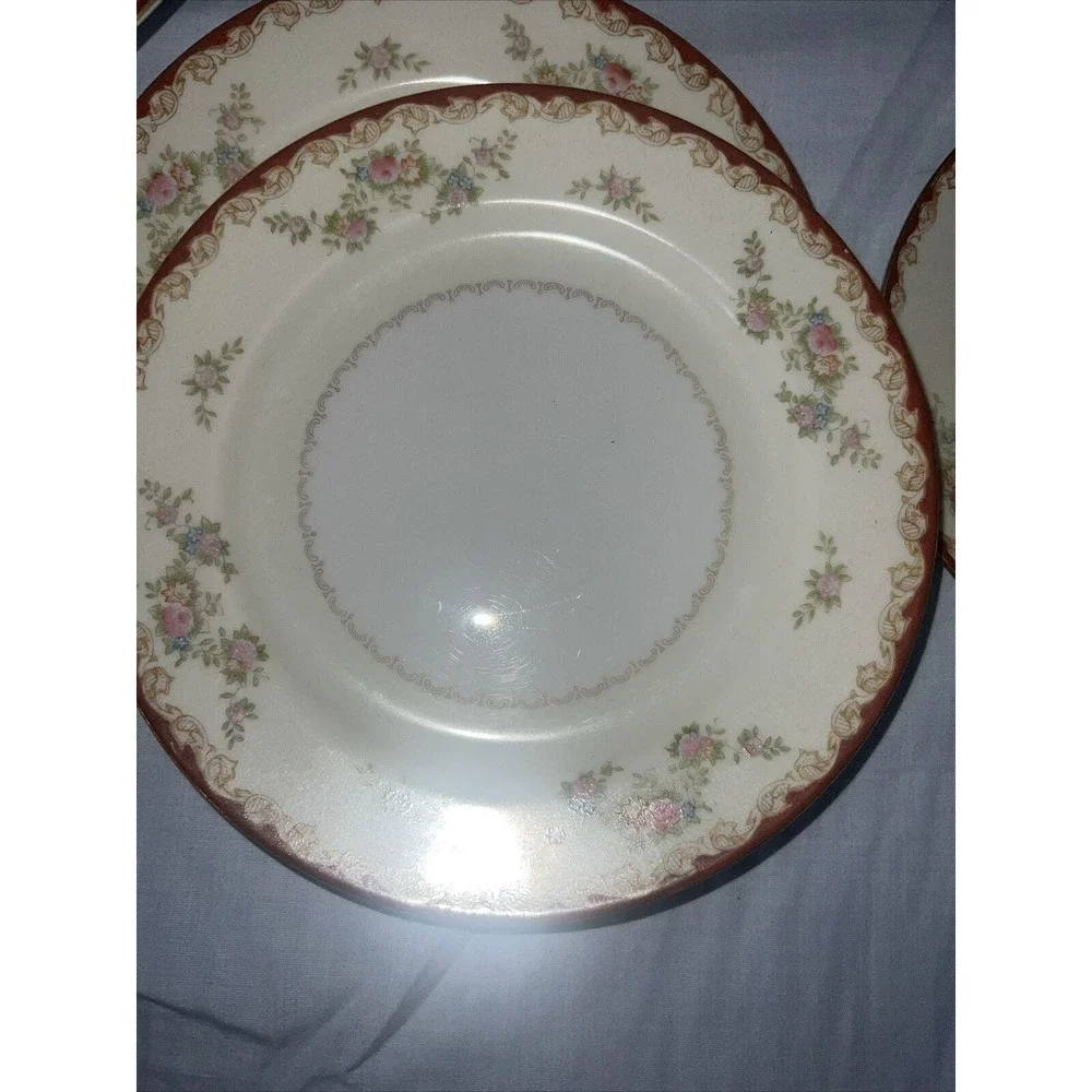 Cherry China (Japan) CHE7, Replacements, Red Border, Floral Sprays, 8 Pieces‎